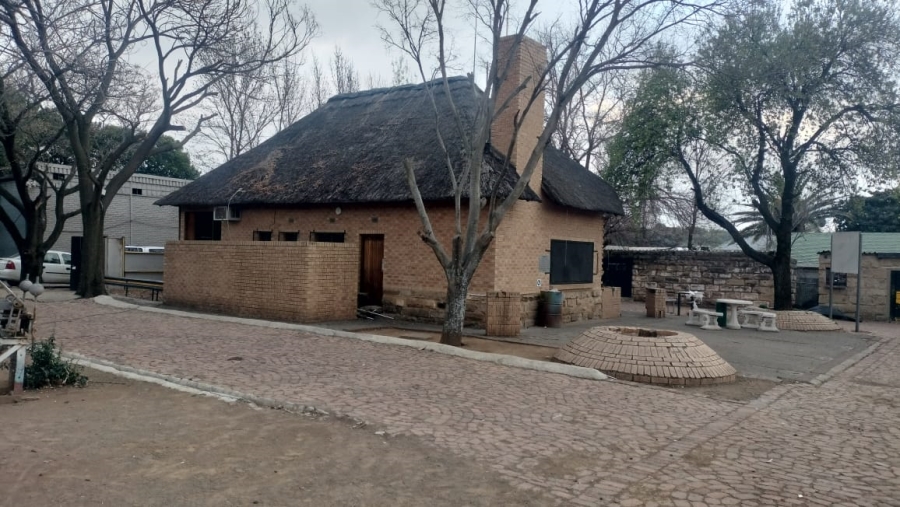 Commercial Property for Sale in Bayswater Free State